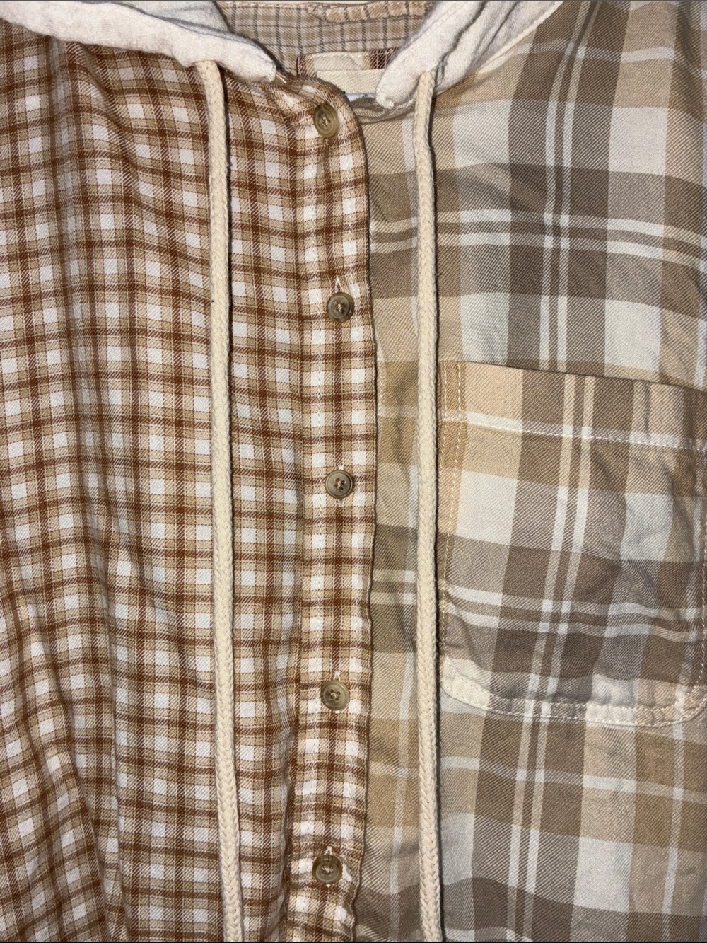 AE - Patchwork Plaid Hood Flannel - Picture 5 of 11